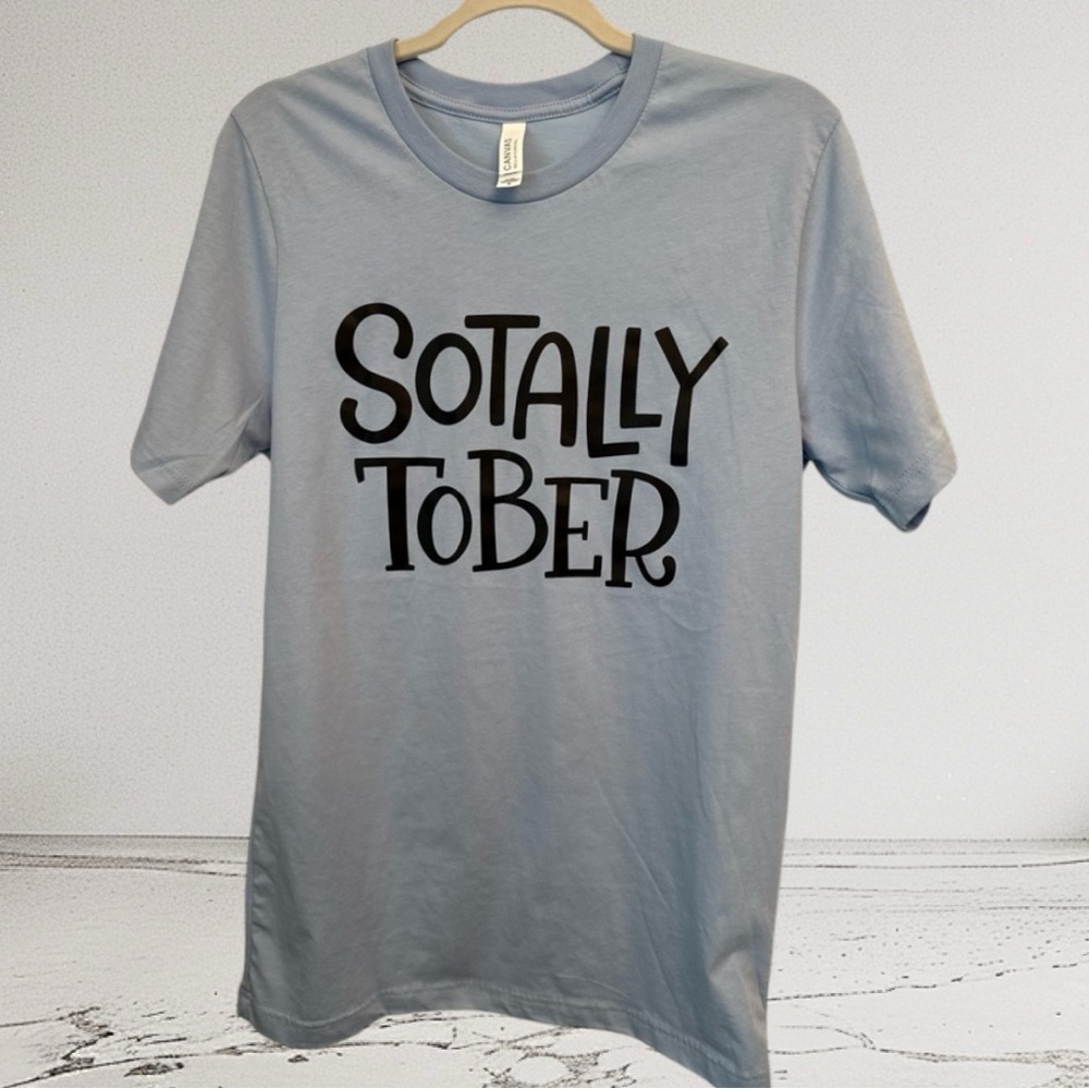 Sotally Tober Graphic Tee | Light Blue